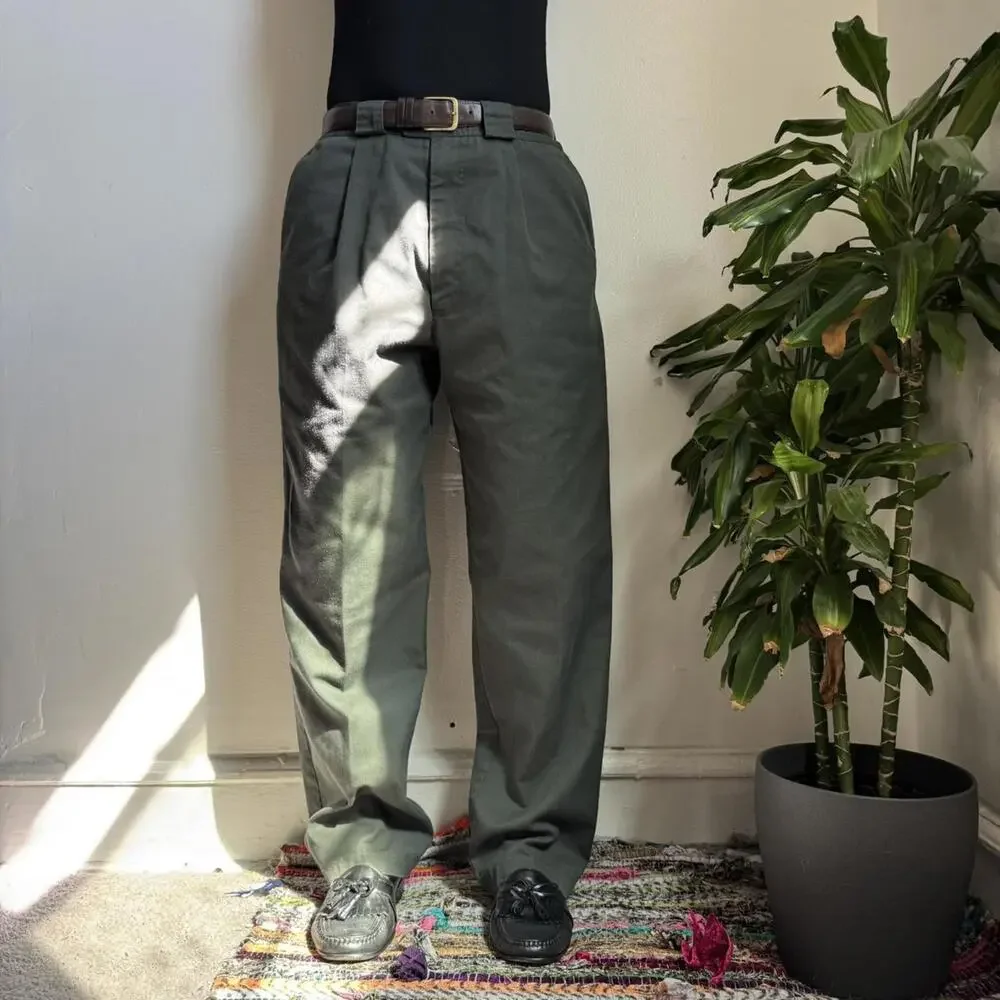 Vintage 90s Tilley‎ Endurables Forest Green Pleated Trousers size 36